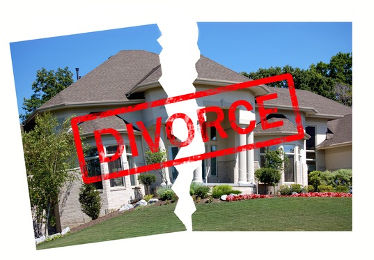 The Advantages and Disadvantages of Filing for Bankruptcy AFTER Divorce.